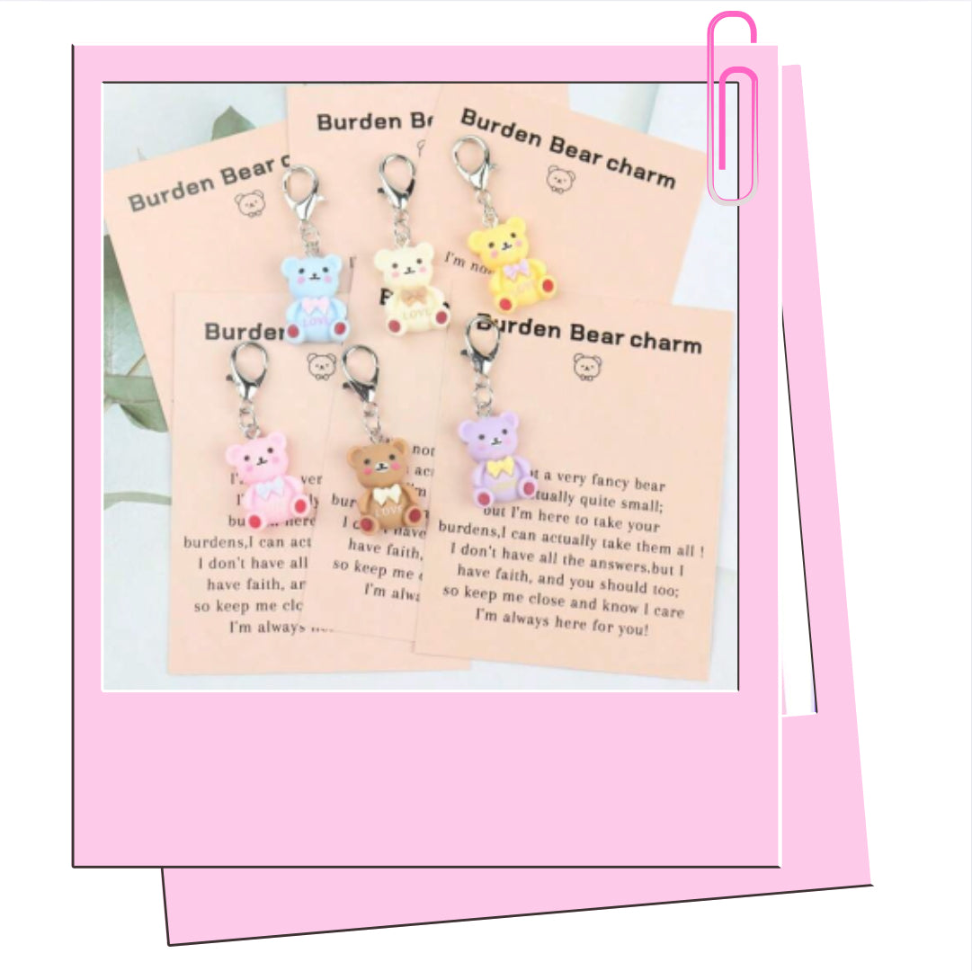 Bear charm pocket hug