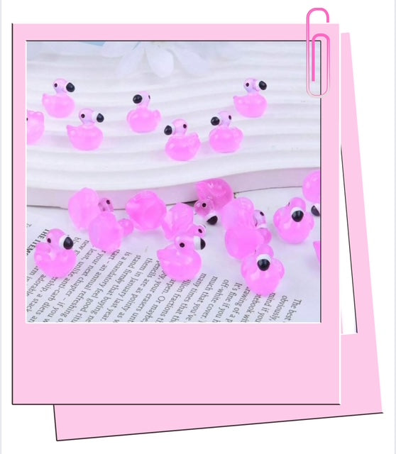 Mini flamingos
