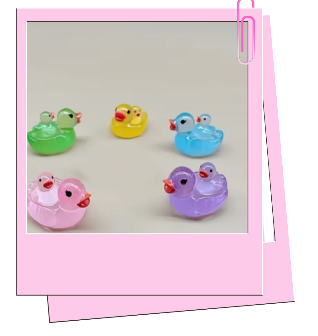 Mum and baby duck set