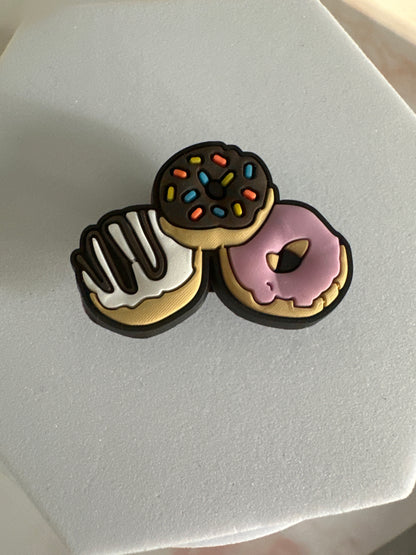 Dunkins croc charm