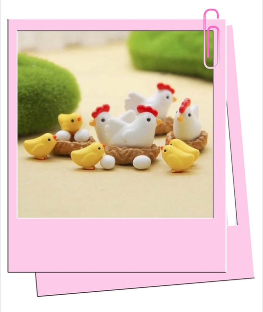 Hen and baby chicks