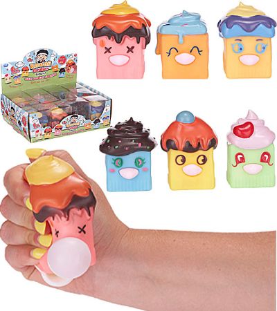 Kawaii Cubic Squeeze Cupcake